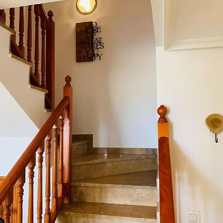 Lmha 18, Marinesco 2, 3 Bedroom, 3 Bathroom With Sea View, Apartamento